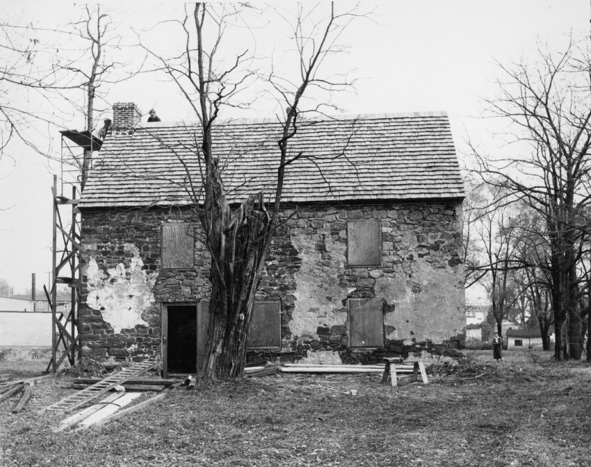 Mouns Jones House, partially restored W elevation view (c.1967-1968)