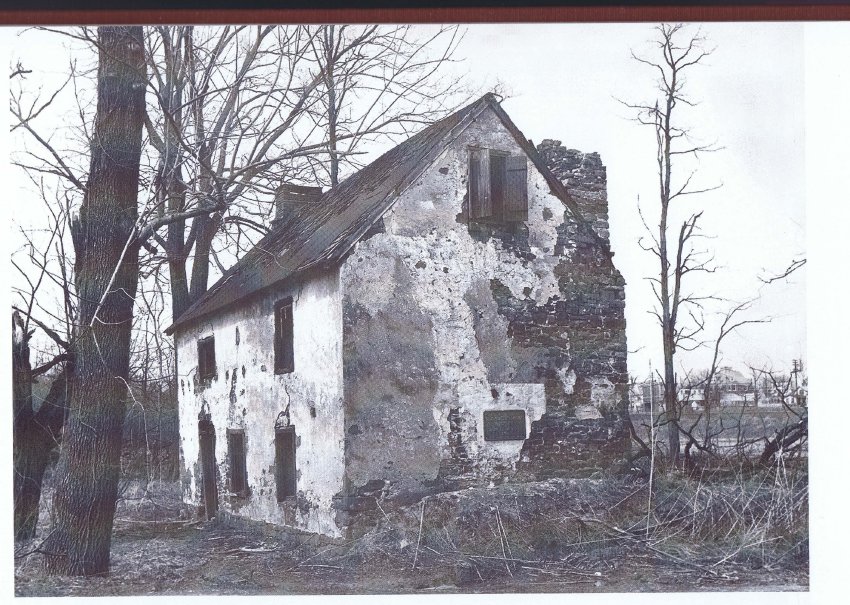 Mouns Jones House, SW perspective view, image #2 (c.1948)