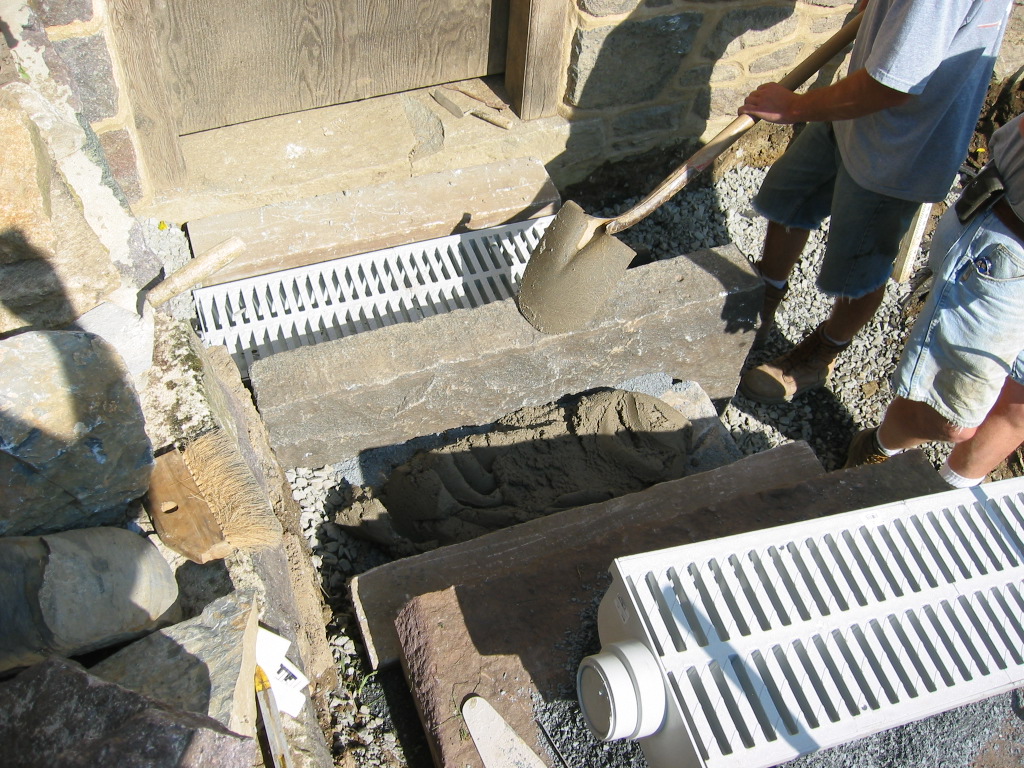 0058--Setting mortar bed for CD2.