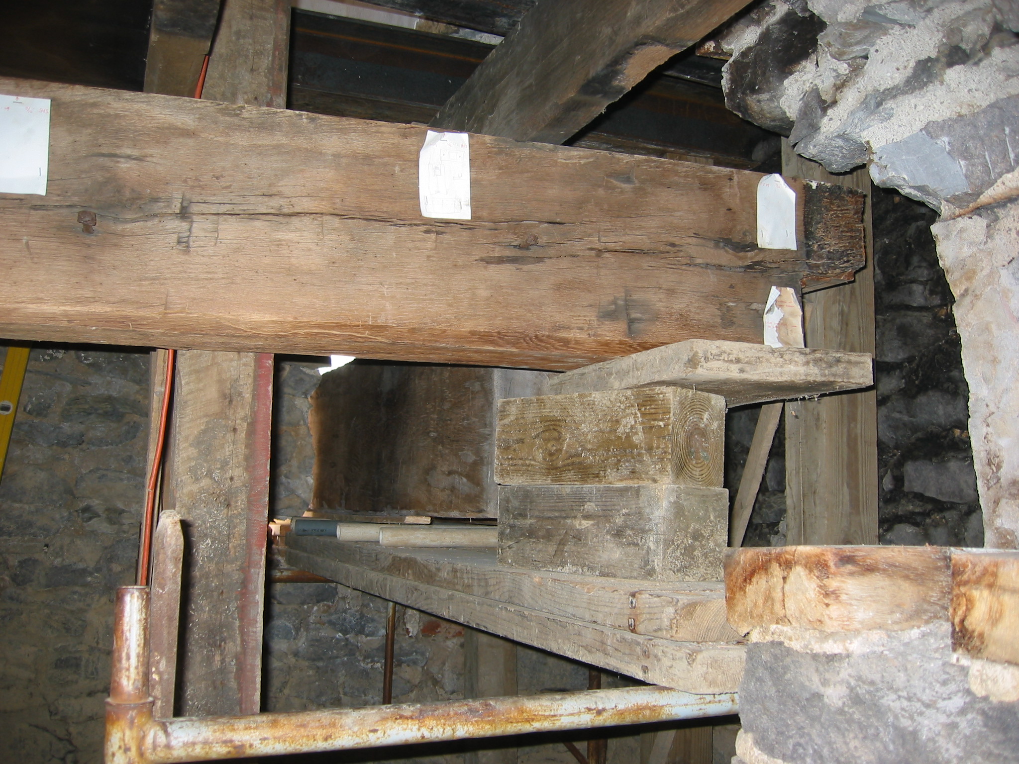 1335, 10/26/09: restored summer beam reset on temporary shoring