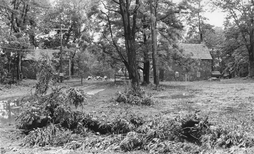 Morlatton Village, aftermath of 1972 flood