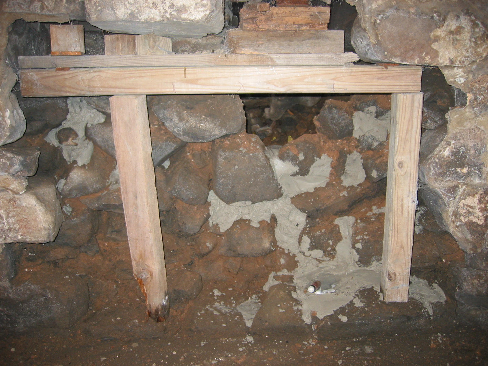 Destabilized west foundation wall - interior, image 4