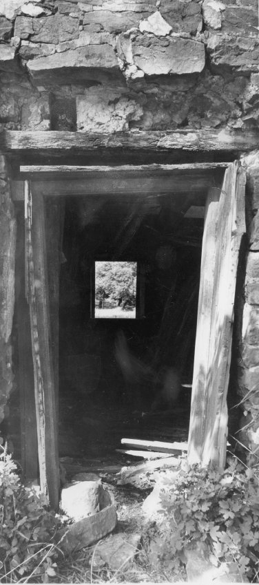 Mouns Jones House, eastern doorway (c.1968-70)