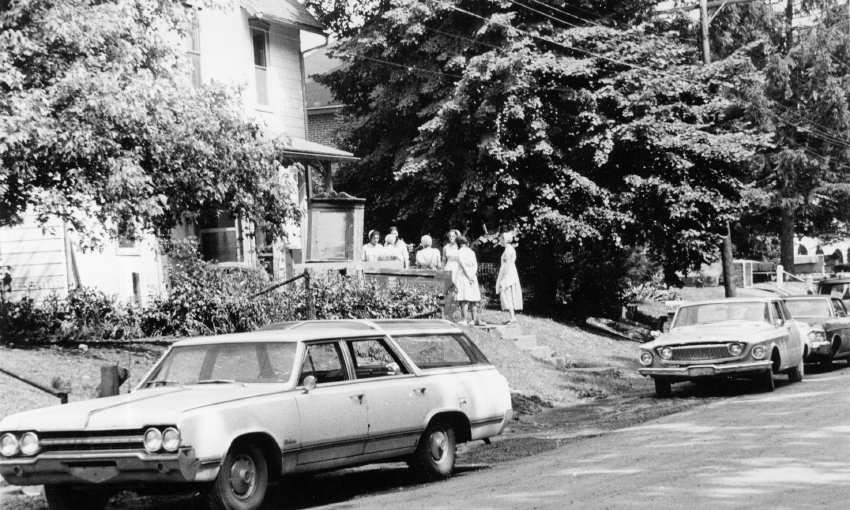 General, women providing flood relief (1972)