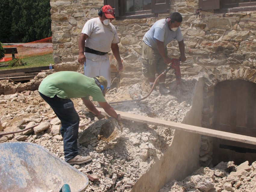 4493-Demolition of 1930s concrete bulkhead walls