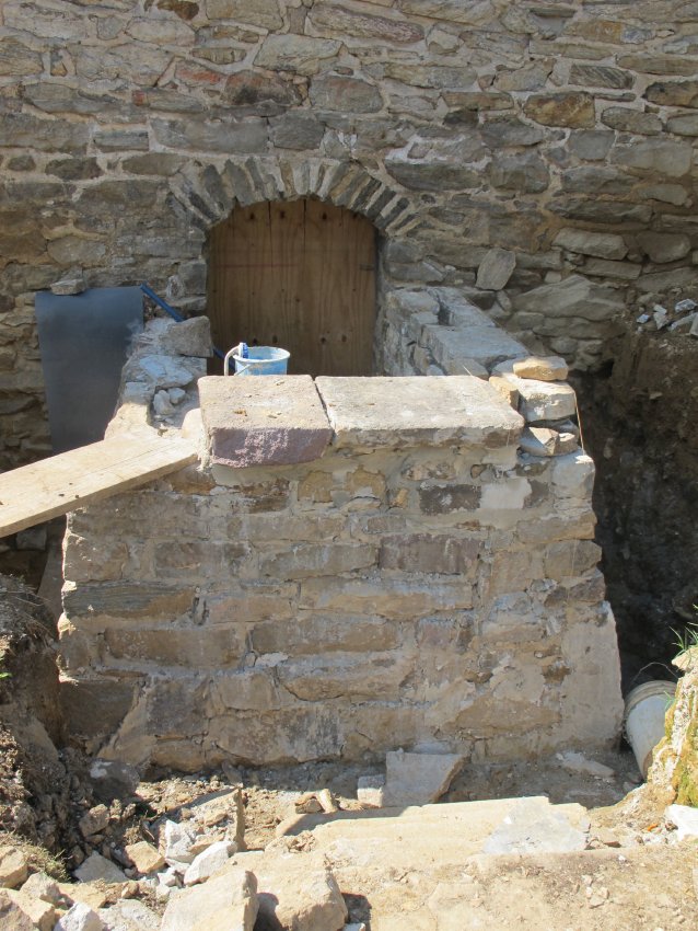 Image #11, 5253: reconstructed retaining walls leveled to upper landing