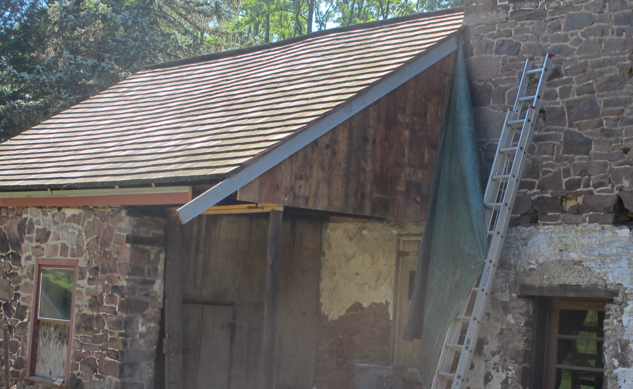 Image #23, 5540: Board-sheathed half-gable on Douglass 19th century additio