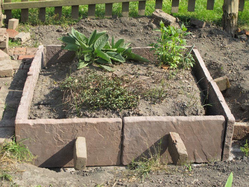 Image #5, 8192: Raised containment beds in Mouns Jones House Herb Garden