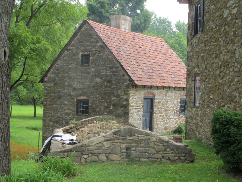 #6, 9586: Keim root cellar north gable end with grilled vent
