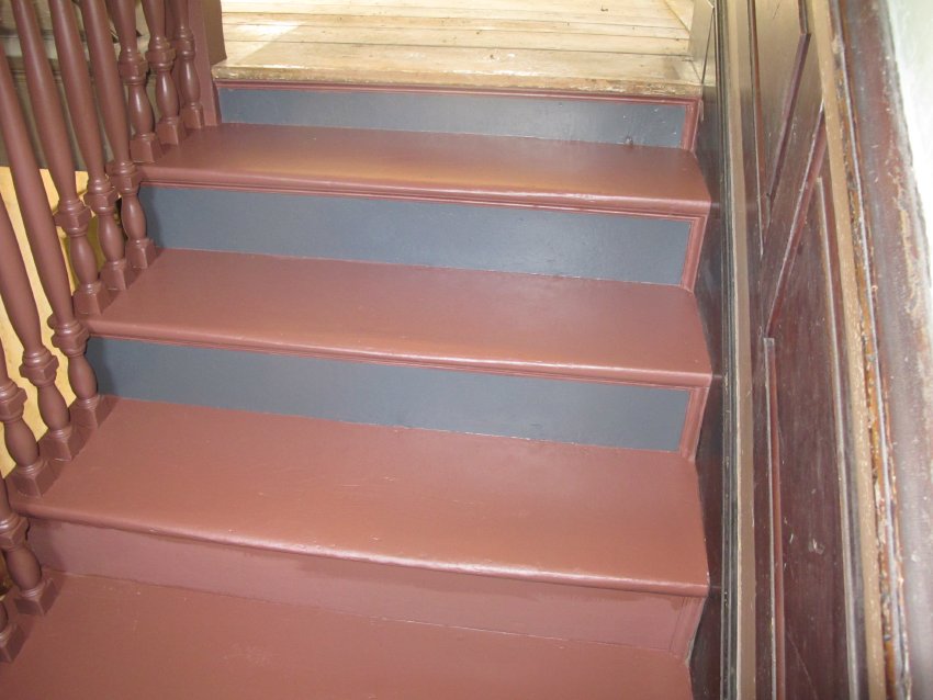 #1, 250: Miss-matched Douglass House stair-riser color