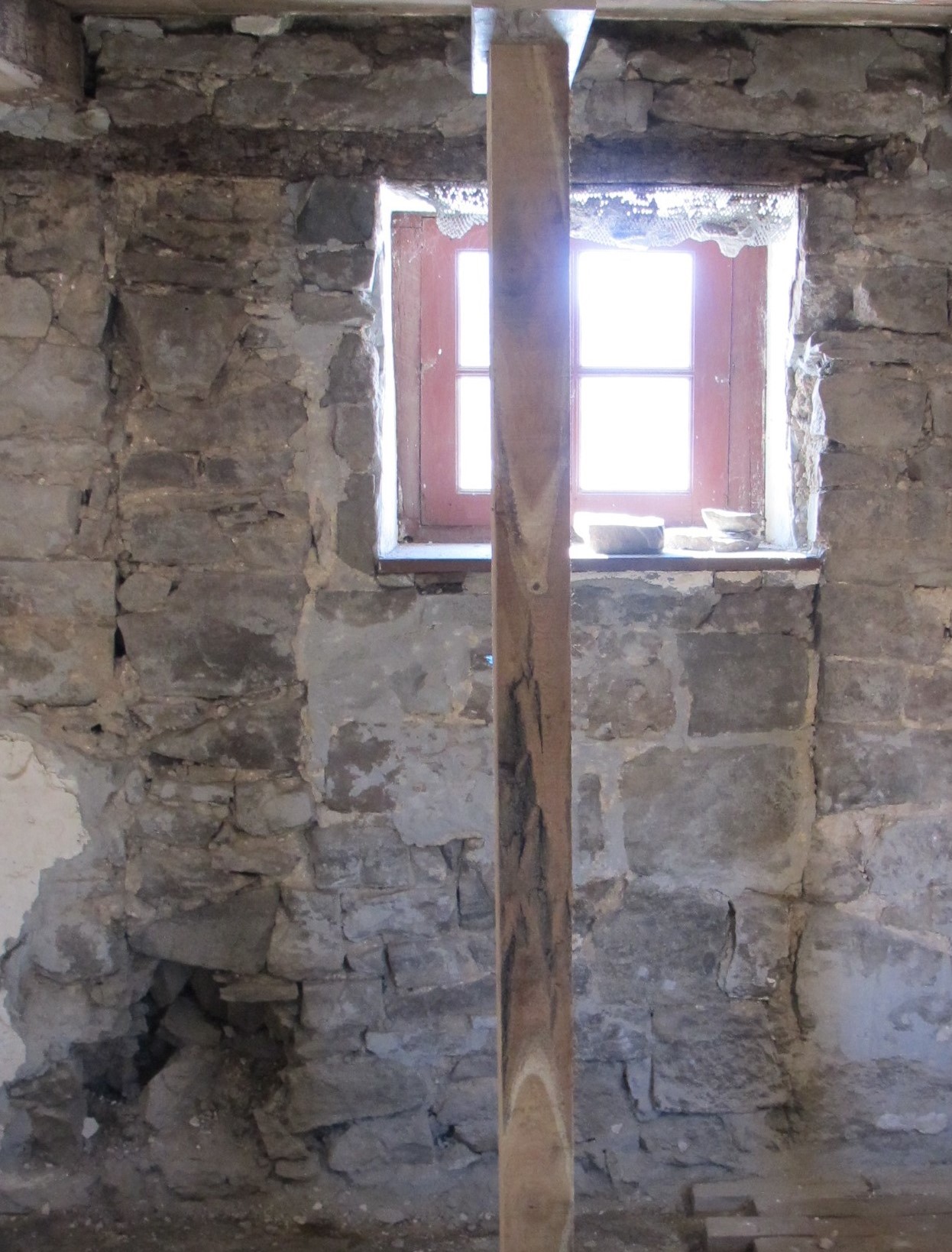 January, 2014 photo showing delineation of original 1716 doorway