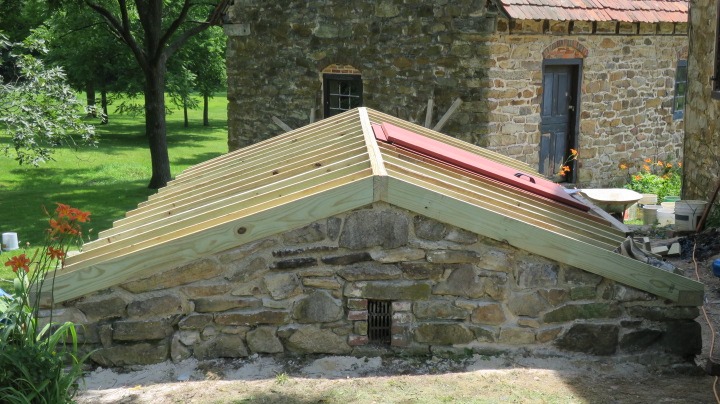 #13, photo 7: shelter framing, rafters, and exhibition doors on vault