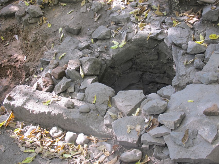 14, 10/19/16: Stone well and abutments [pump-platform base?] at grade
