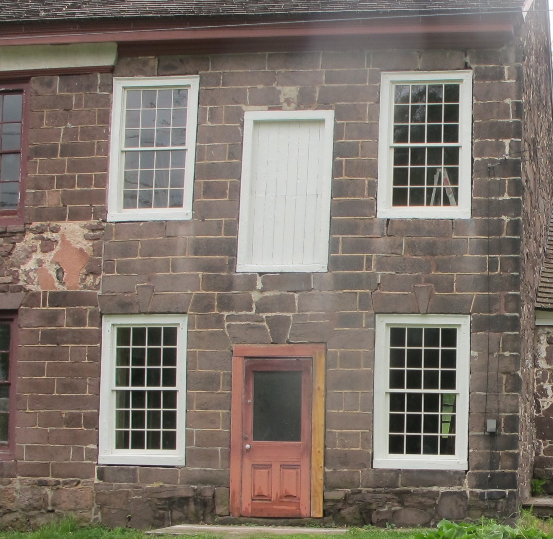 #13, 8388: Amity store façade; note mortar beds are 1" lower than house bed